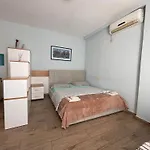 Enjoy Travel Cute Studio Apartment